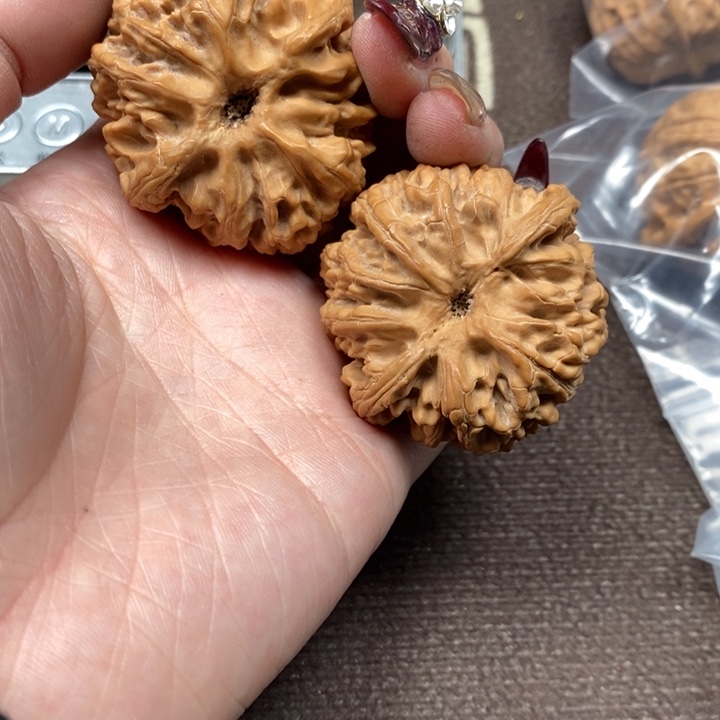 文玩核桃吊坠全品苹果园