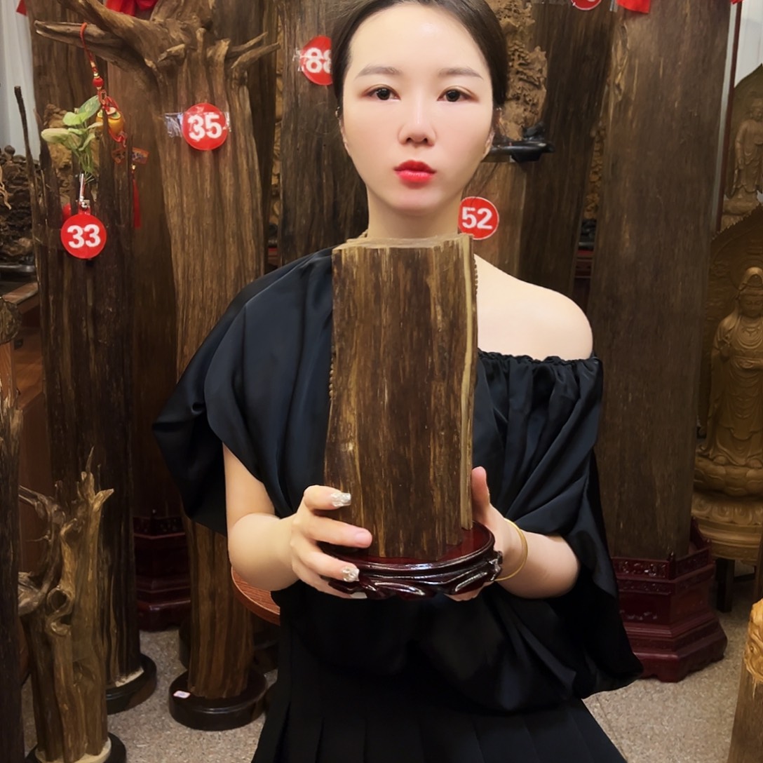 沉香碎屑沉香沉香材料