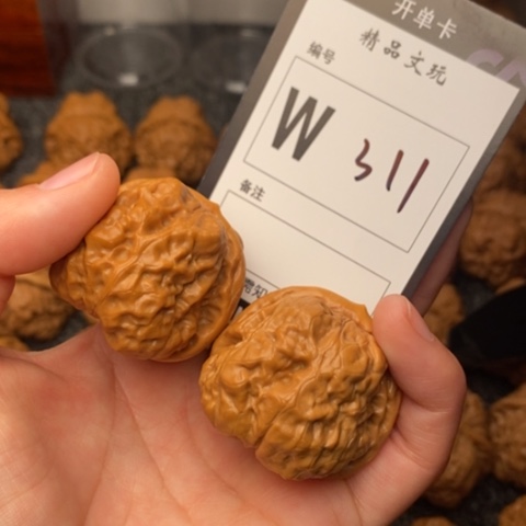 吊坠桃核我是第一百38