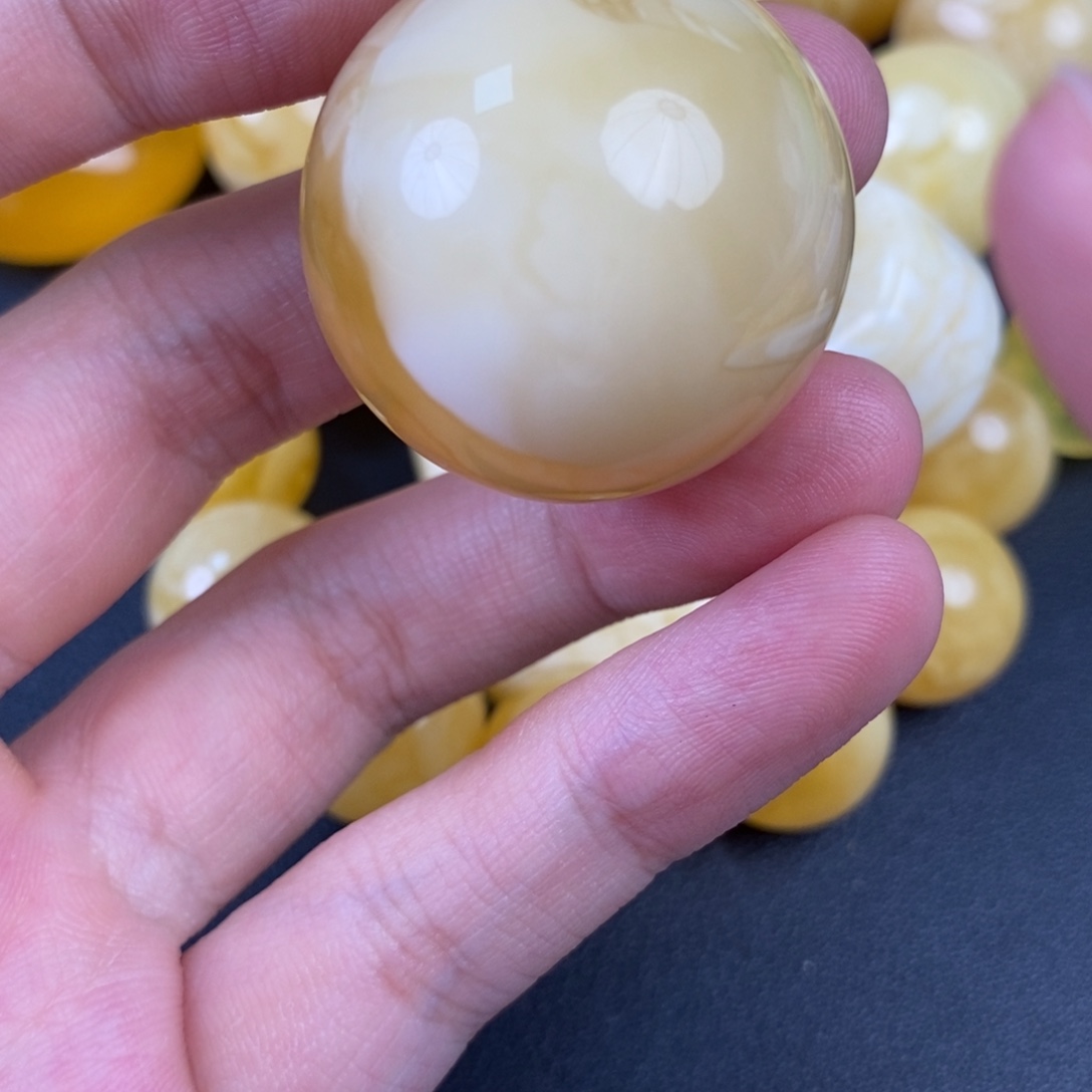 裸石琥珀未镶嵌25