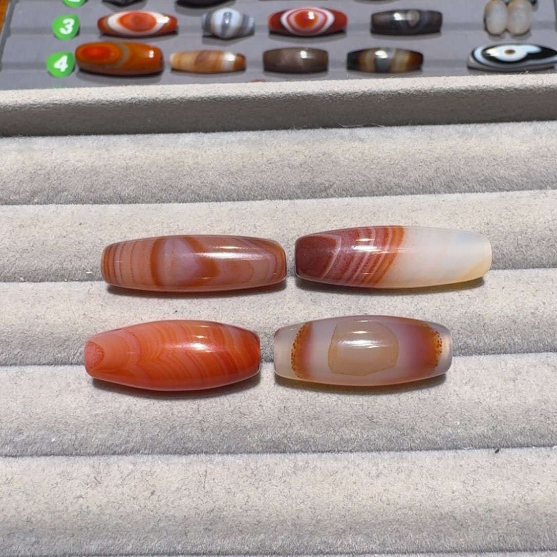 小***兔玛瑙/玉髓未镶嵌珠宝半成品