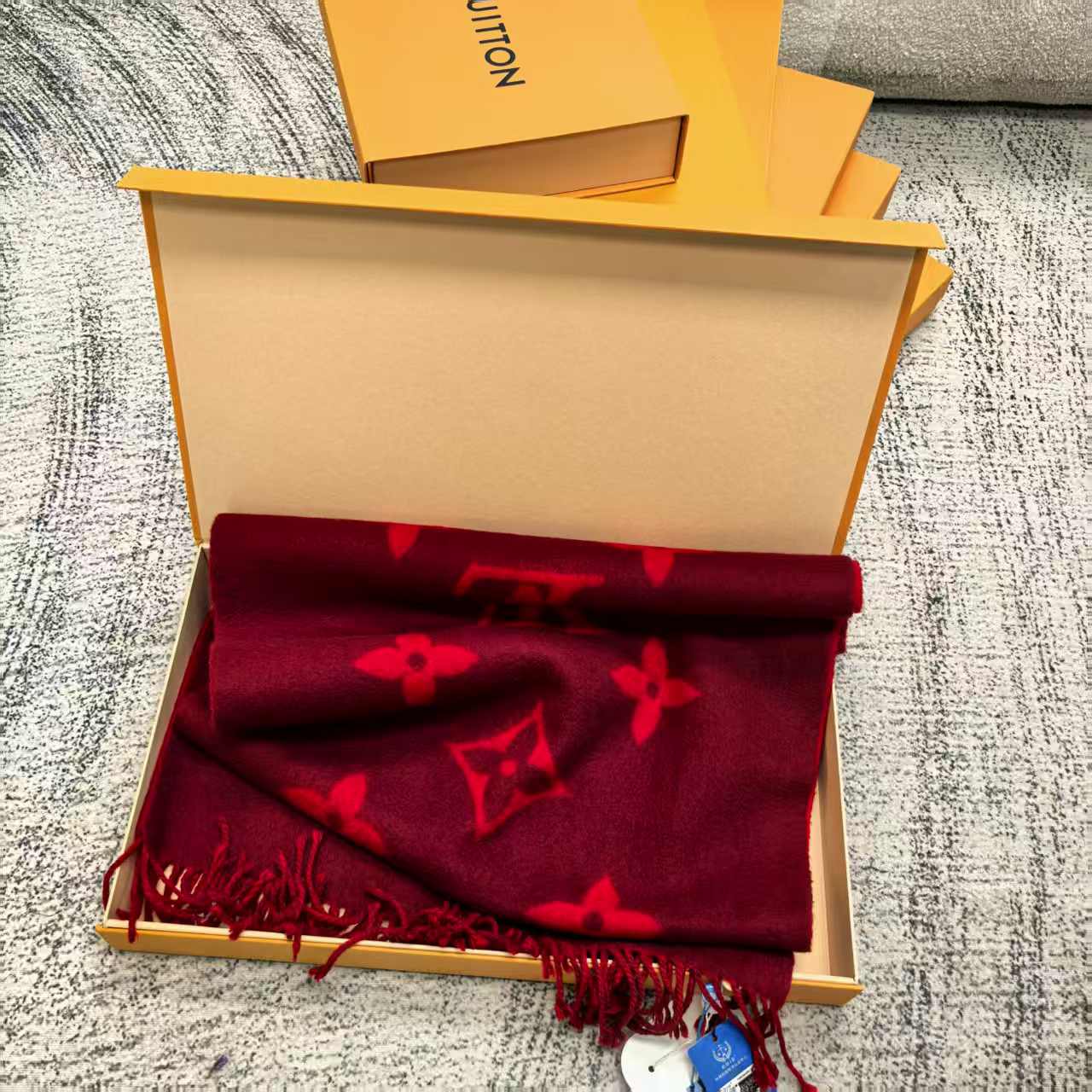 99新 LouisVuitton/路易威登  海囤J/LV/围巾/bm88566