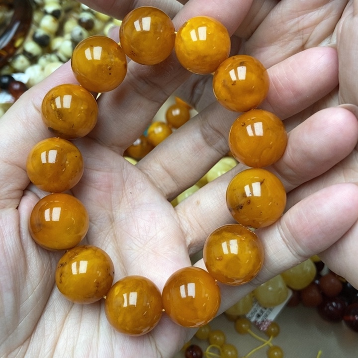 未镶嵌琥珀珠宝奇石