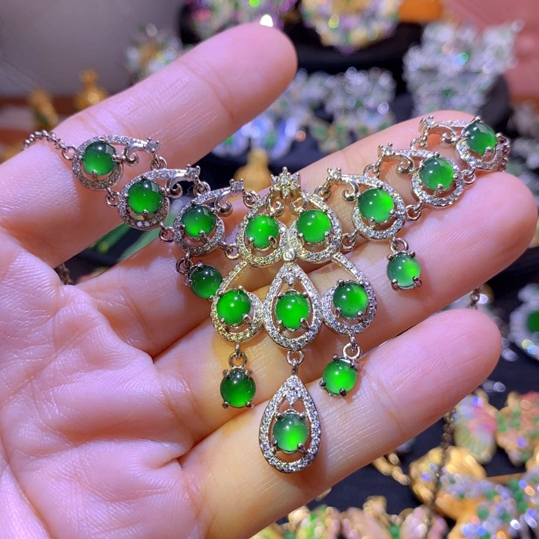 翡翠银S925镶嵌项圈天然