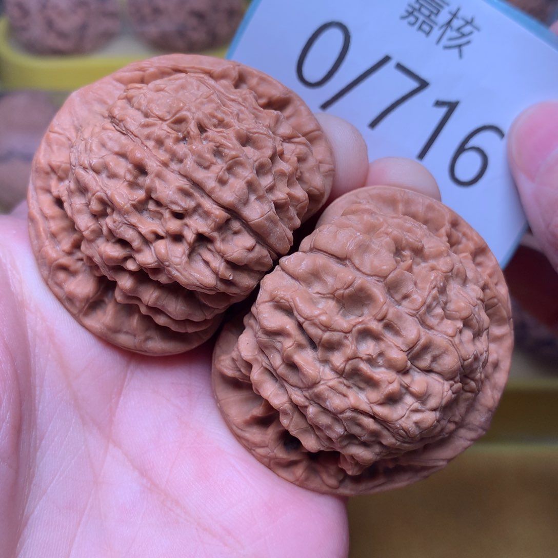 文玩核桃把件麒麟官帽45