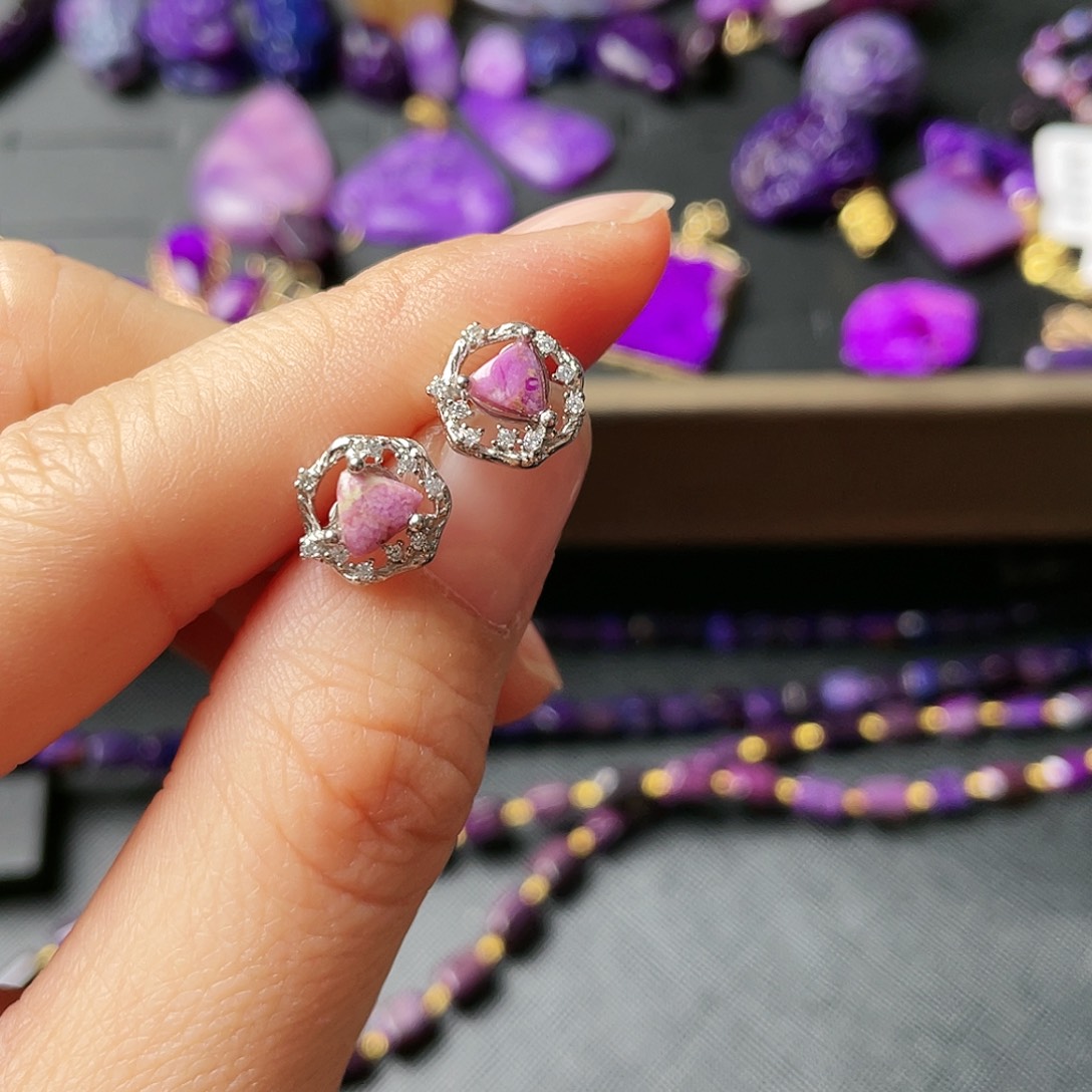 苏纪石（舒俱来）耳钉银S925镶嵌