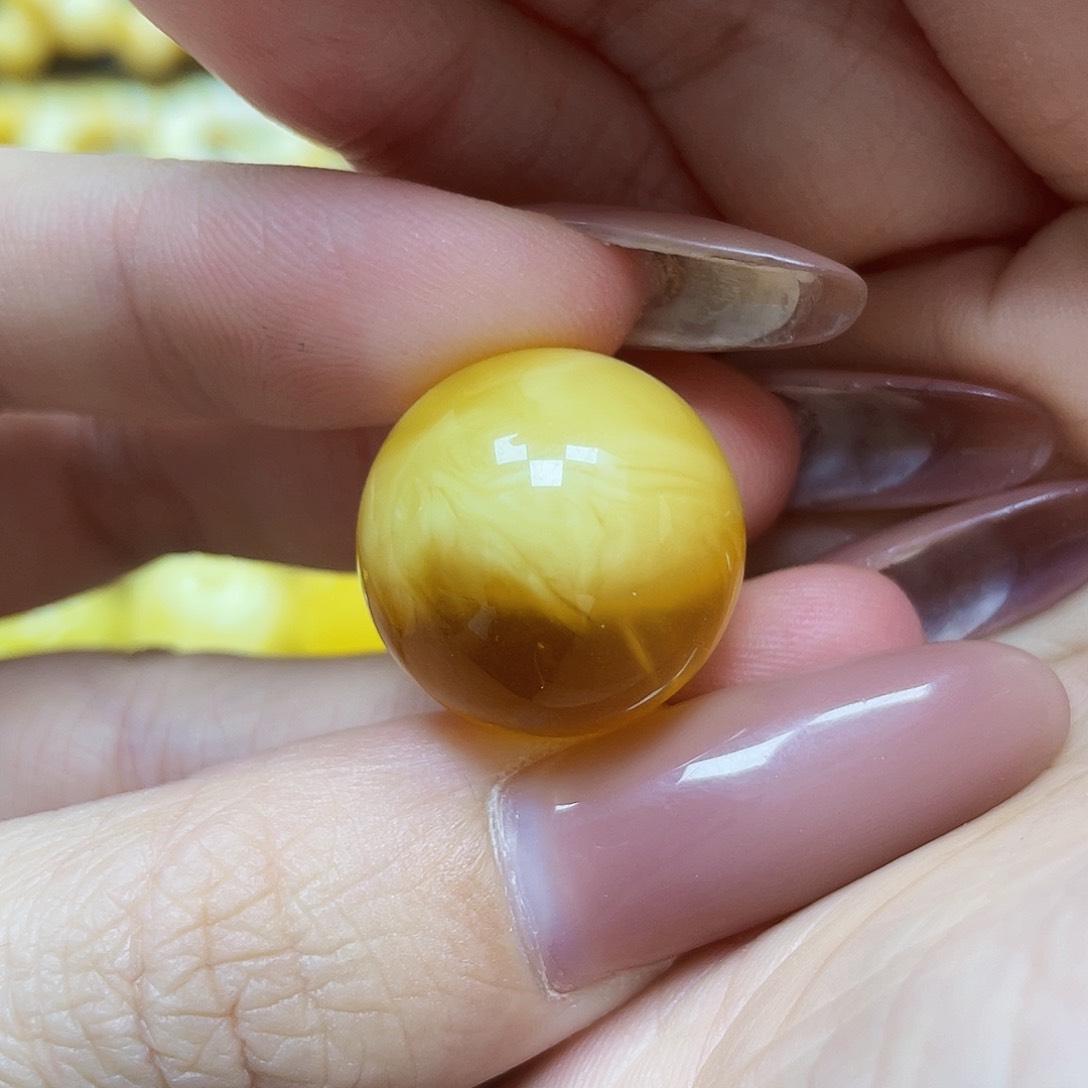 未镶嵌琥珀珠宝奇石20.3mm瑕疵福利款