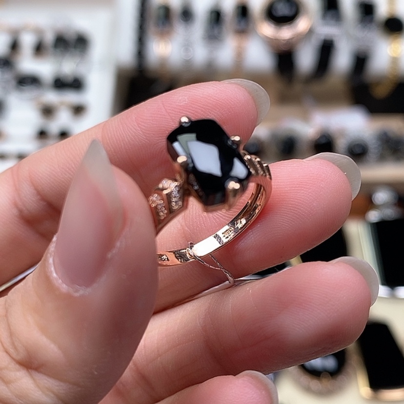 【闪购商品】翡翠戒指18K金镶嵌马鞍