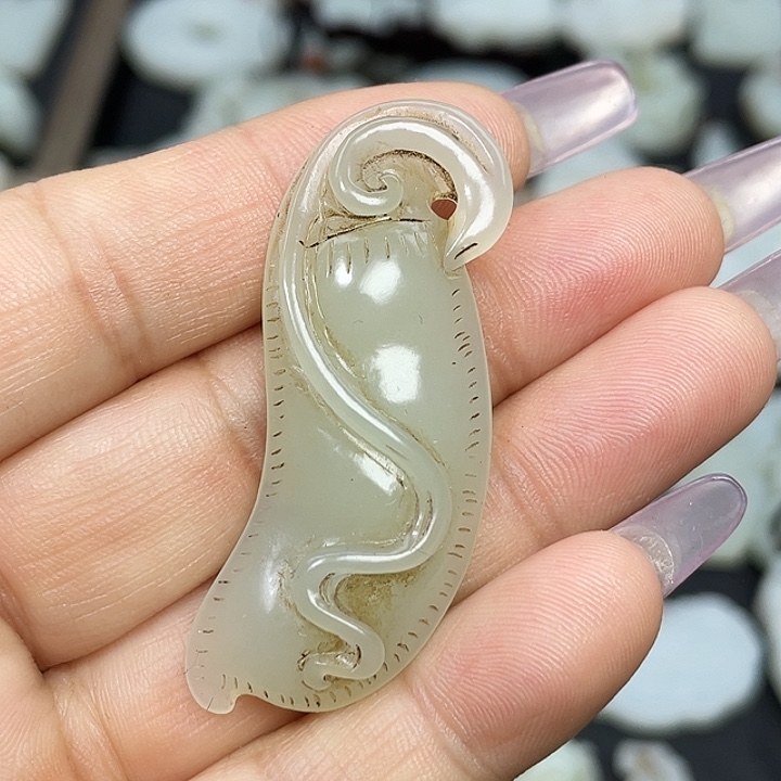 和田玉未镶嵌挂件