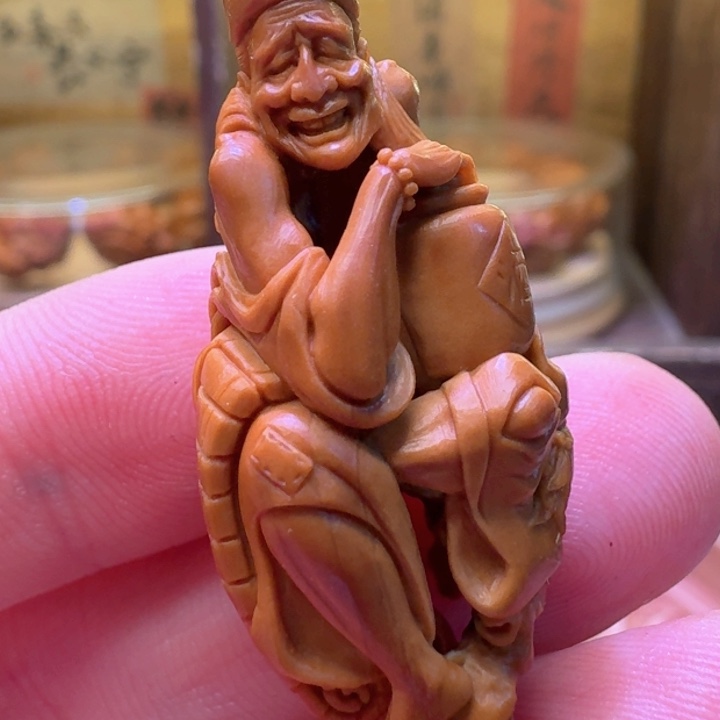 橄榄核吊坠啦啦啦