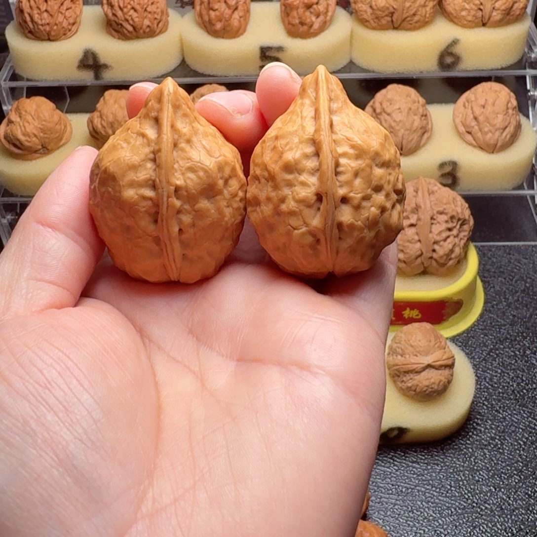 文玩核桃把件23号车