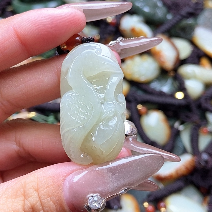 和田玉颈饰未镶嵌