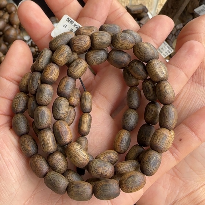 沉香手串漏油王多样性发货一条卡7-27克