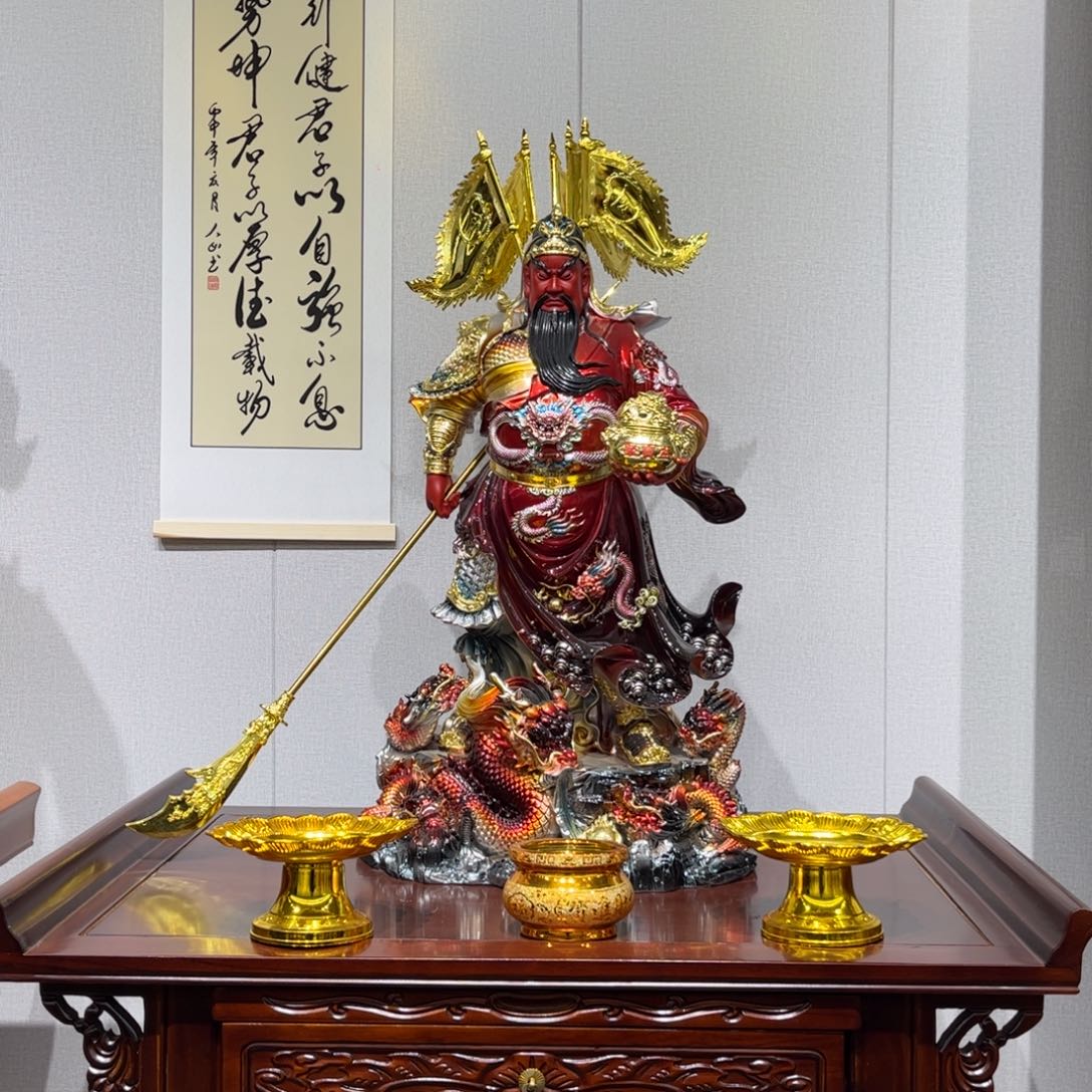 木彩绘关二爷横刀带供桌