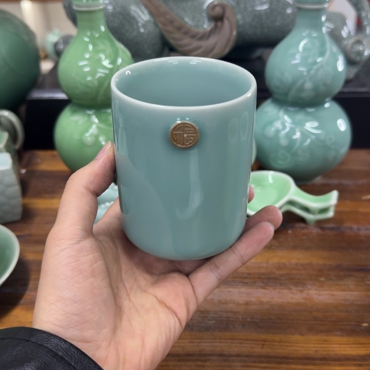 龙泉青瓷茶具微瑕5377