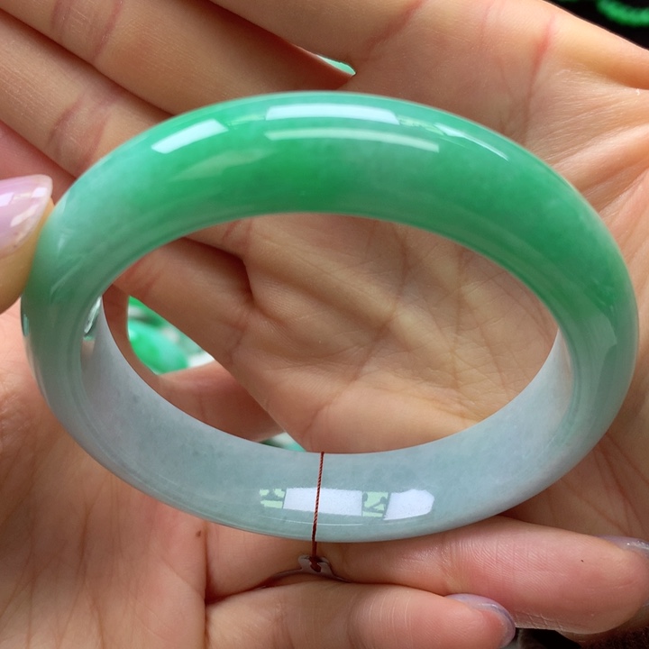 【闪购商品】翡翠手镯未镶嵌天然翡翠手镯