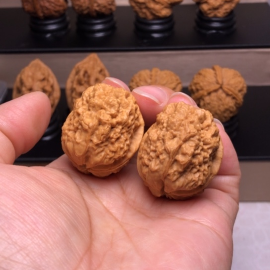 文玩核桃把件金麒麟36