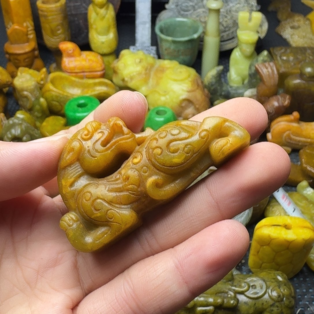 白玉菩提吊坠。。。