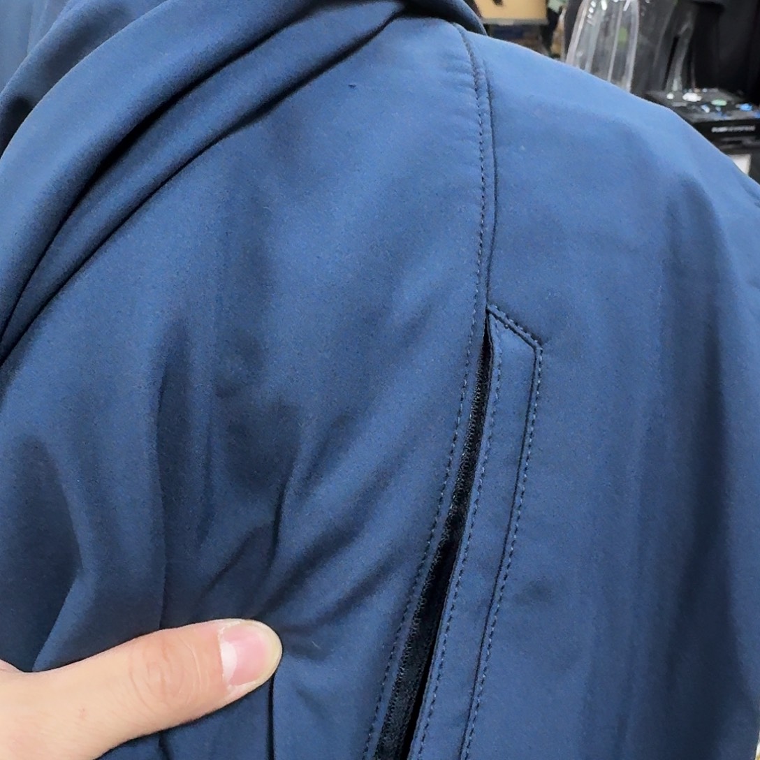 M***迹衣服衣服衣服衣服353