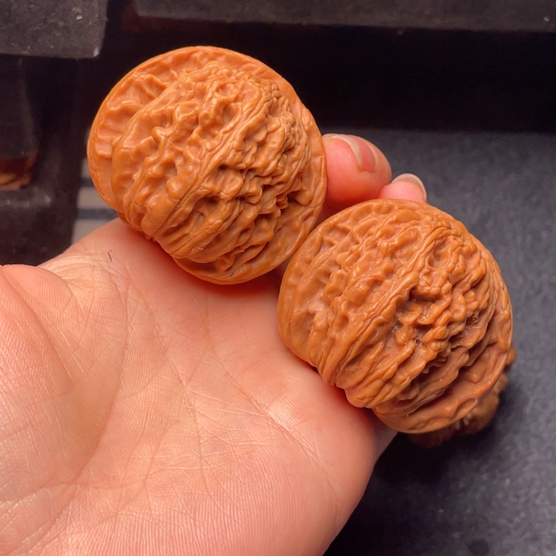 文玩核桃吊坠秦岭核桃56