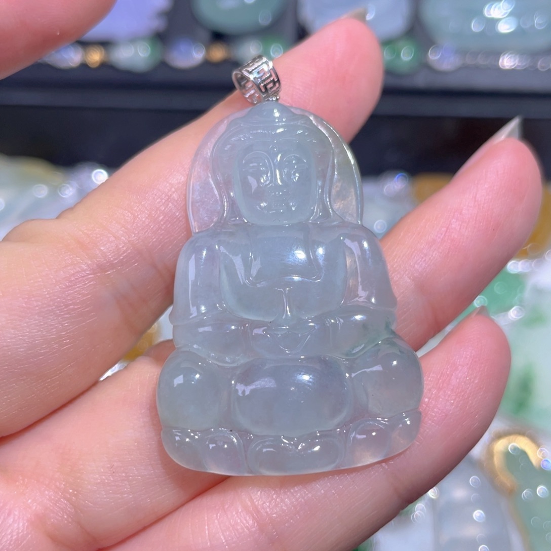 颈饰18K金镶嵌翡翠翡翠