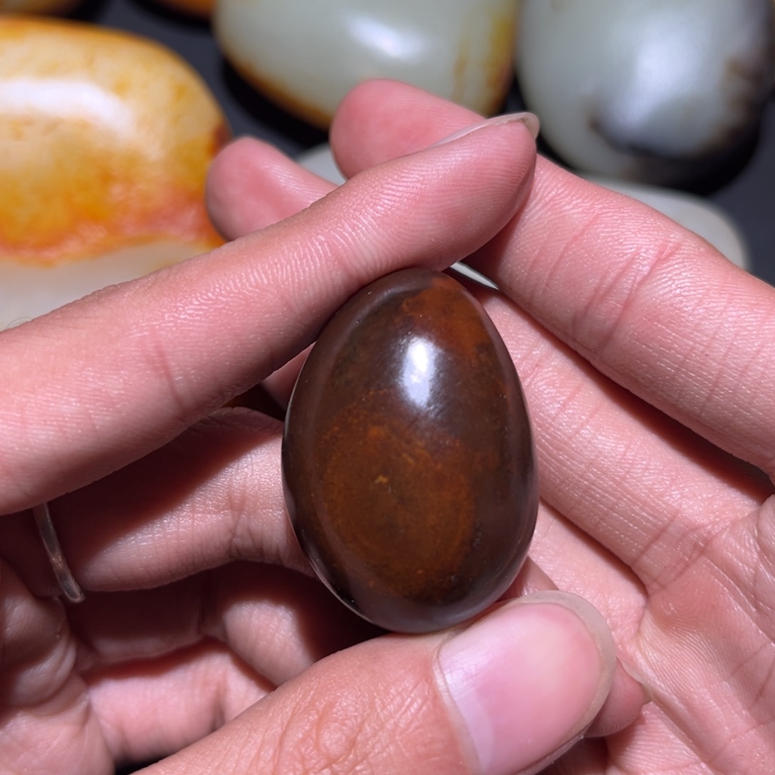 和田玉未镶嵌珠宝奇石