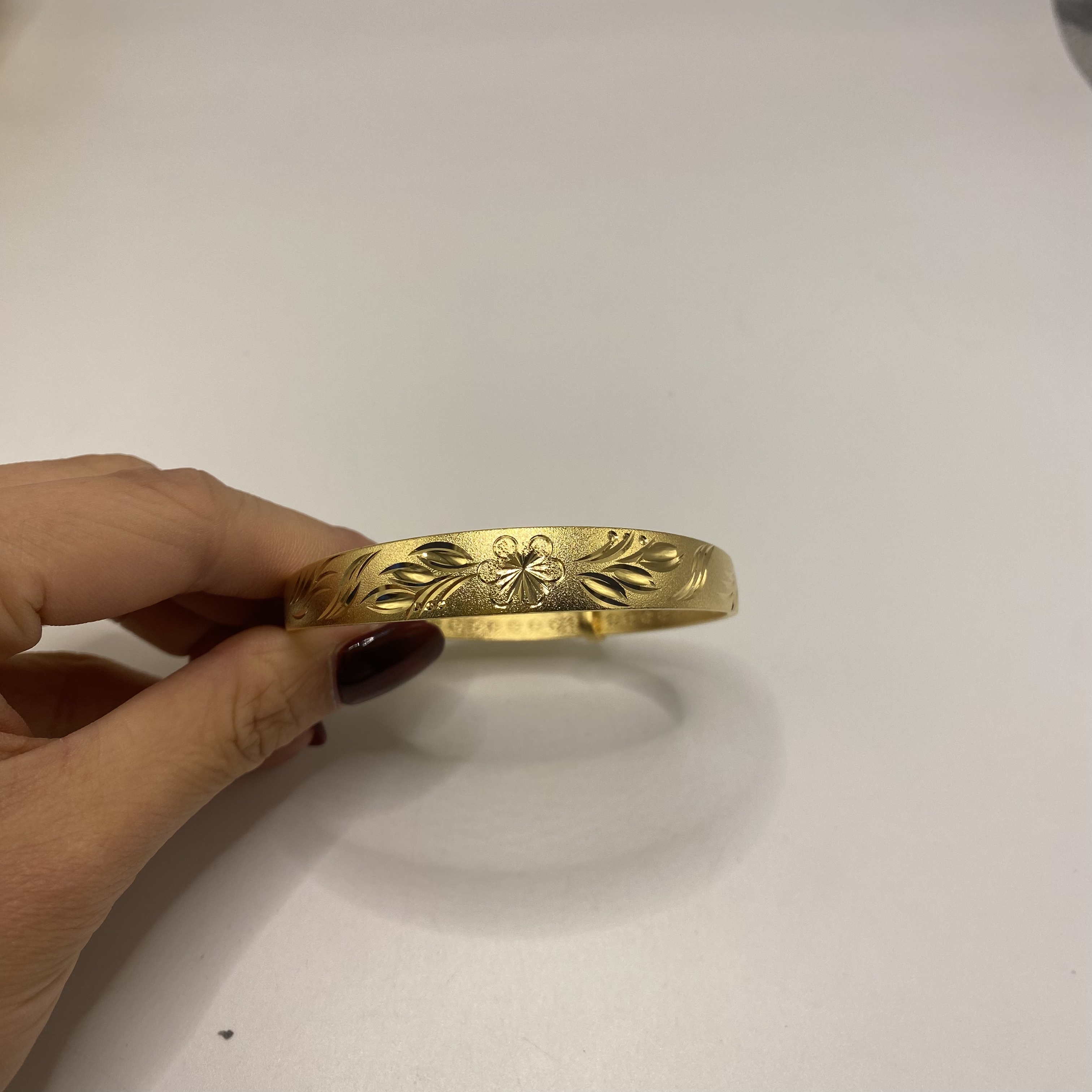 精选轻奢手镯b194