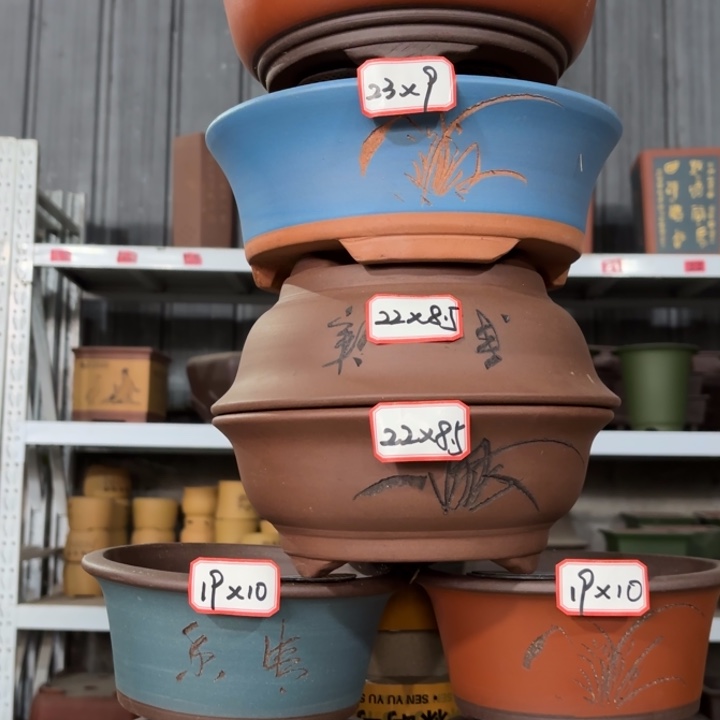 紫砂花盆100-8。      