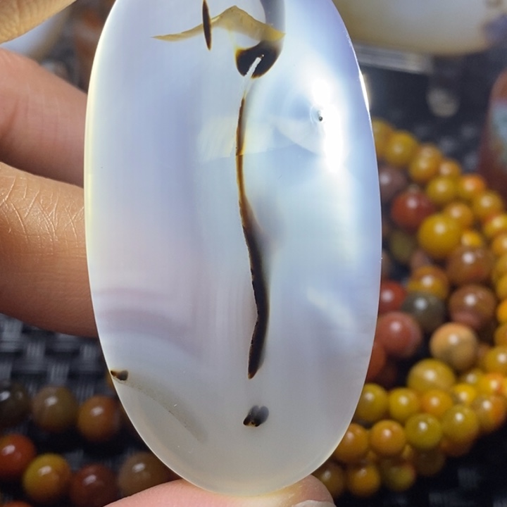 玛瑙/玉髓颈饰未镶嵌石*