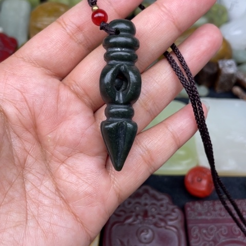 和田玉未镶嵌颈饰3