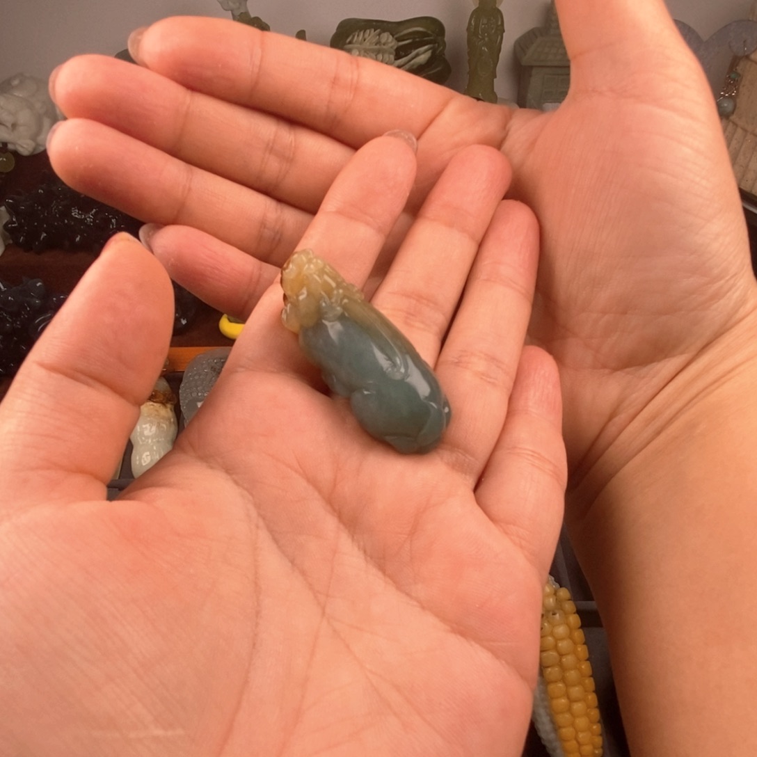 岫玉挂件未镶嵌丸*