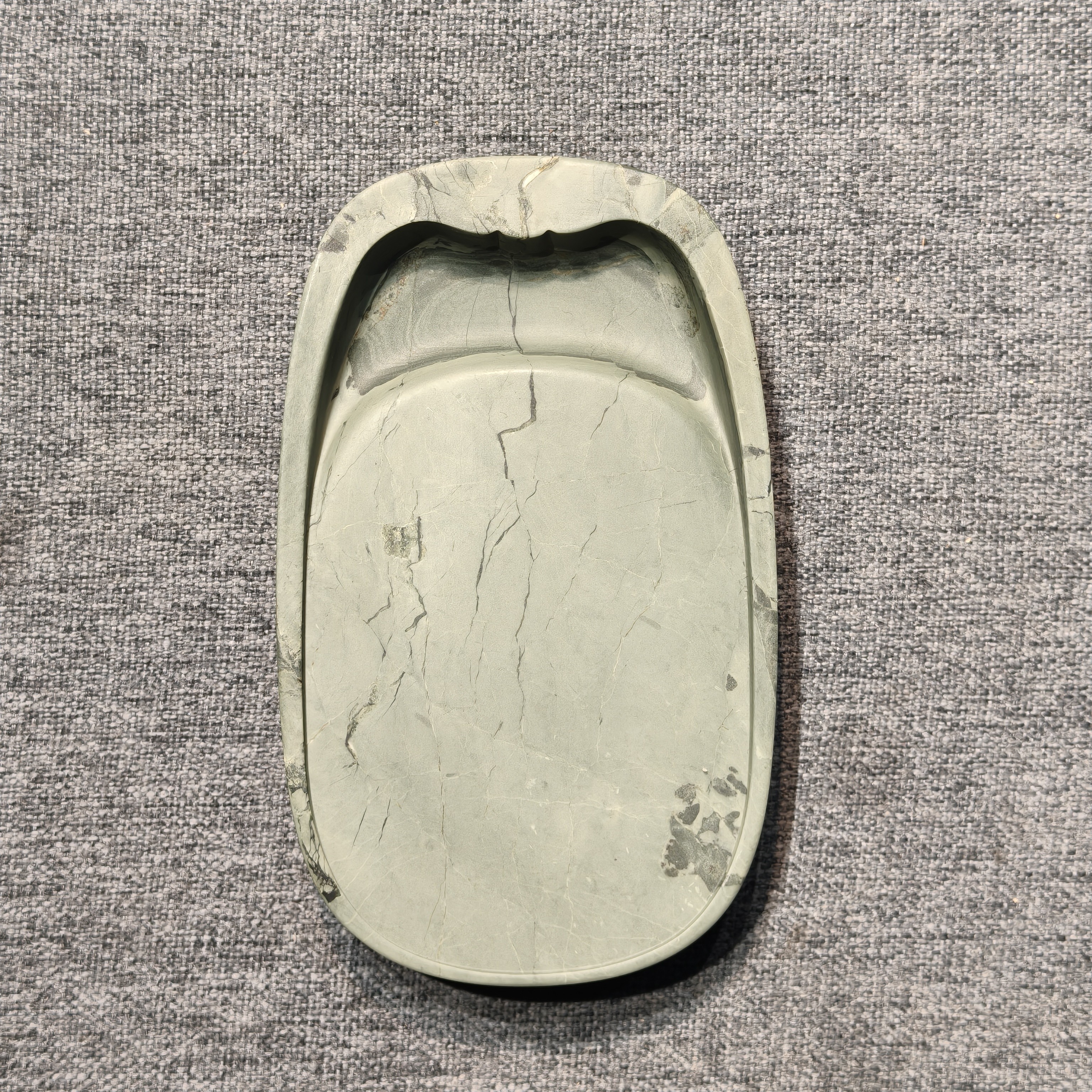 老坑洮砚，喇嘛崖老坑鸭头绿花池素砚，尺寸12.6*7.5*1.7厘米