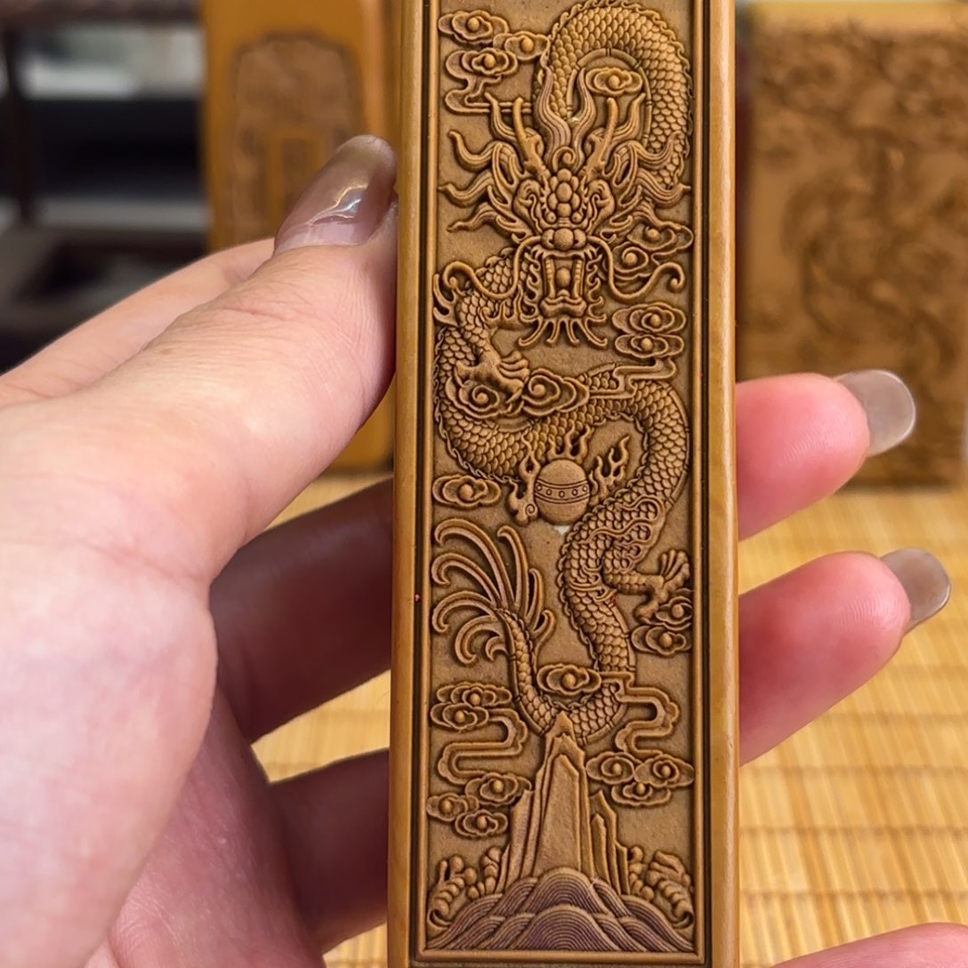 石材，啊啊呃摸摸摸摸摸小心翼翼
