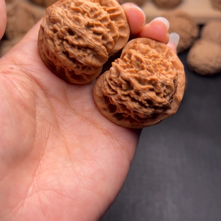 把件文玩核桃40宫灯