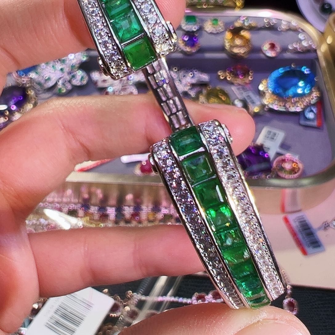 银S925镶嵌祖母绿珠宝奇石