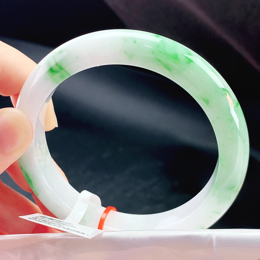 未镶嵌手镯翡翠62圈