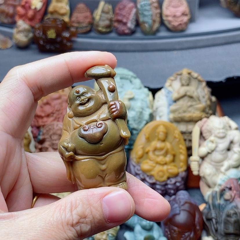 【闪购商品】定制石英质玉吊坠未镶嵌