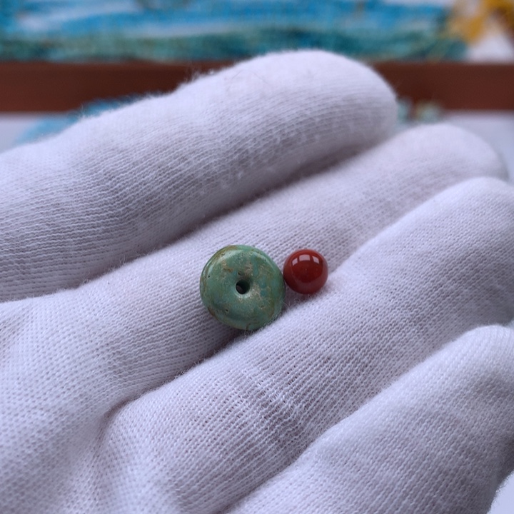 南红玛瑙未镶嵌珠宝奇石