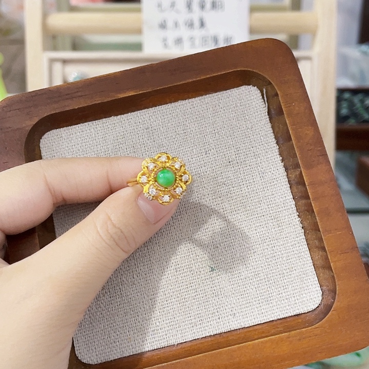 翡翠未镶嵌颈饰天然翡翠Ａ货