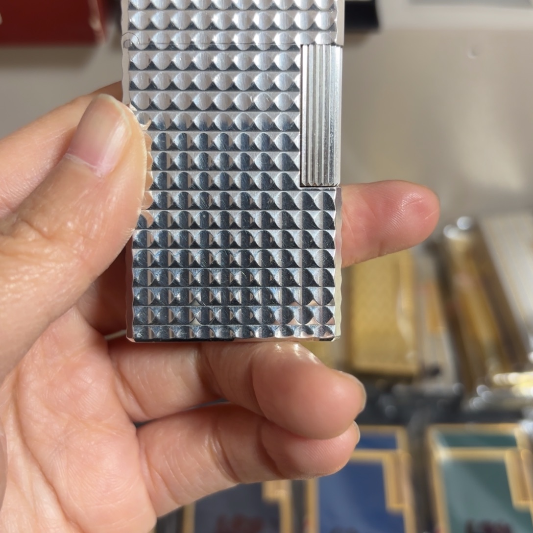 都登卡中古打火机