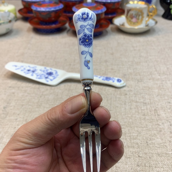 金瓷阁家的美丽瓷器