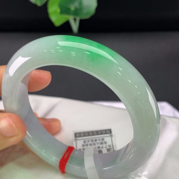 翡翠未镶嵌手镯正圈58-59