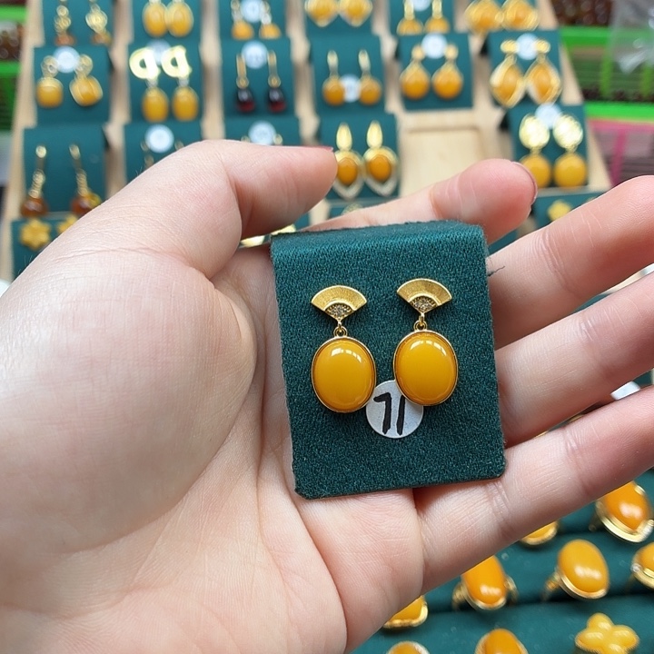 琥珀银S925镶嵌耳饰