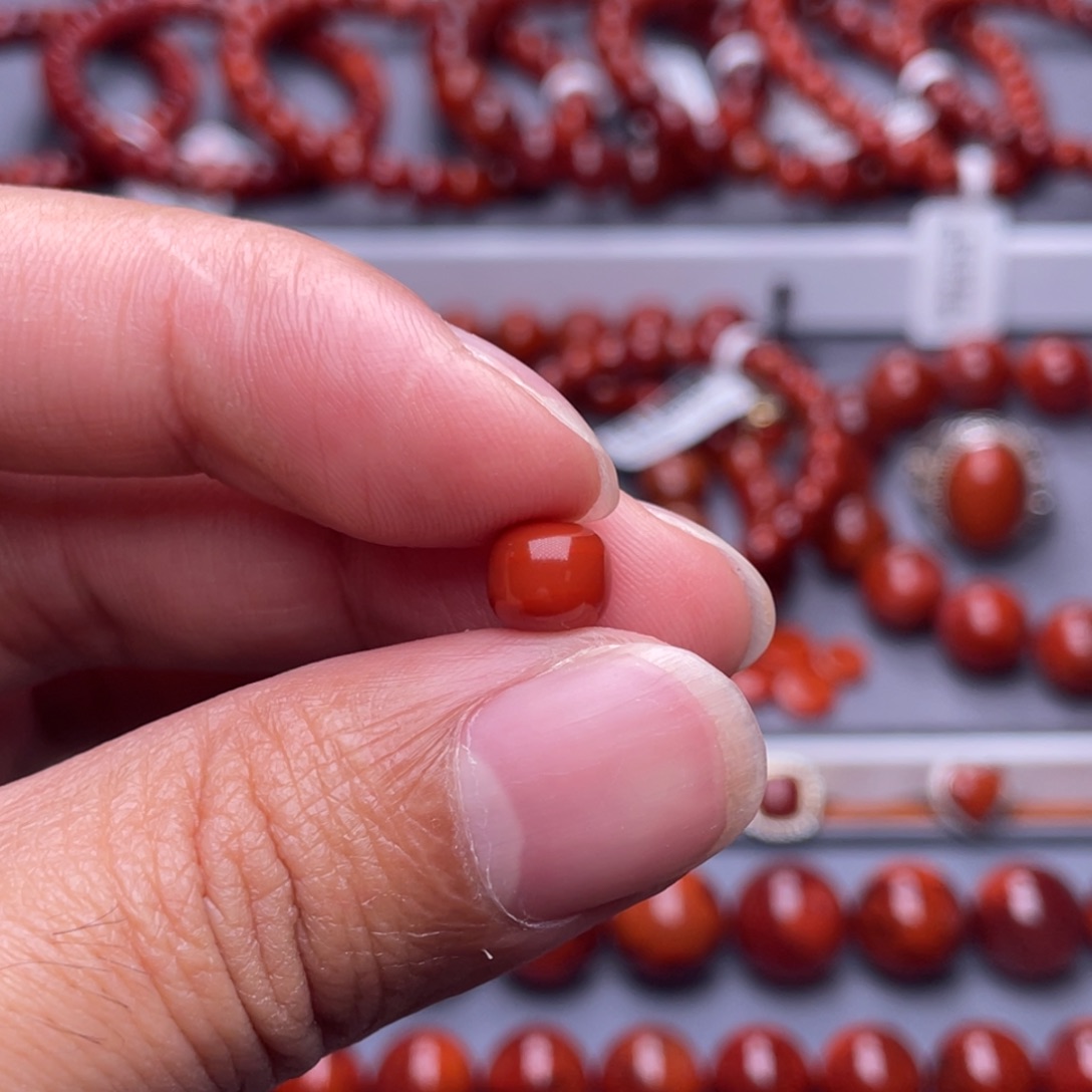 a***人南红玛瑙未镶嵌配珠7mm瓦西老型单珠