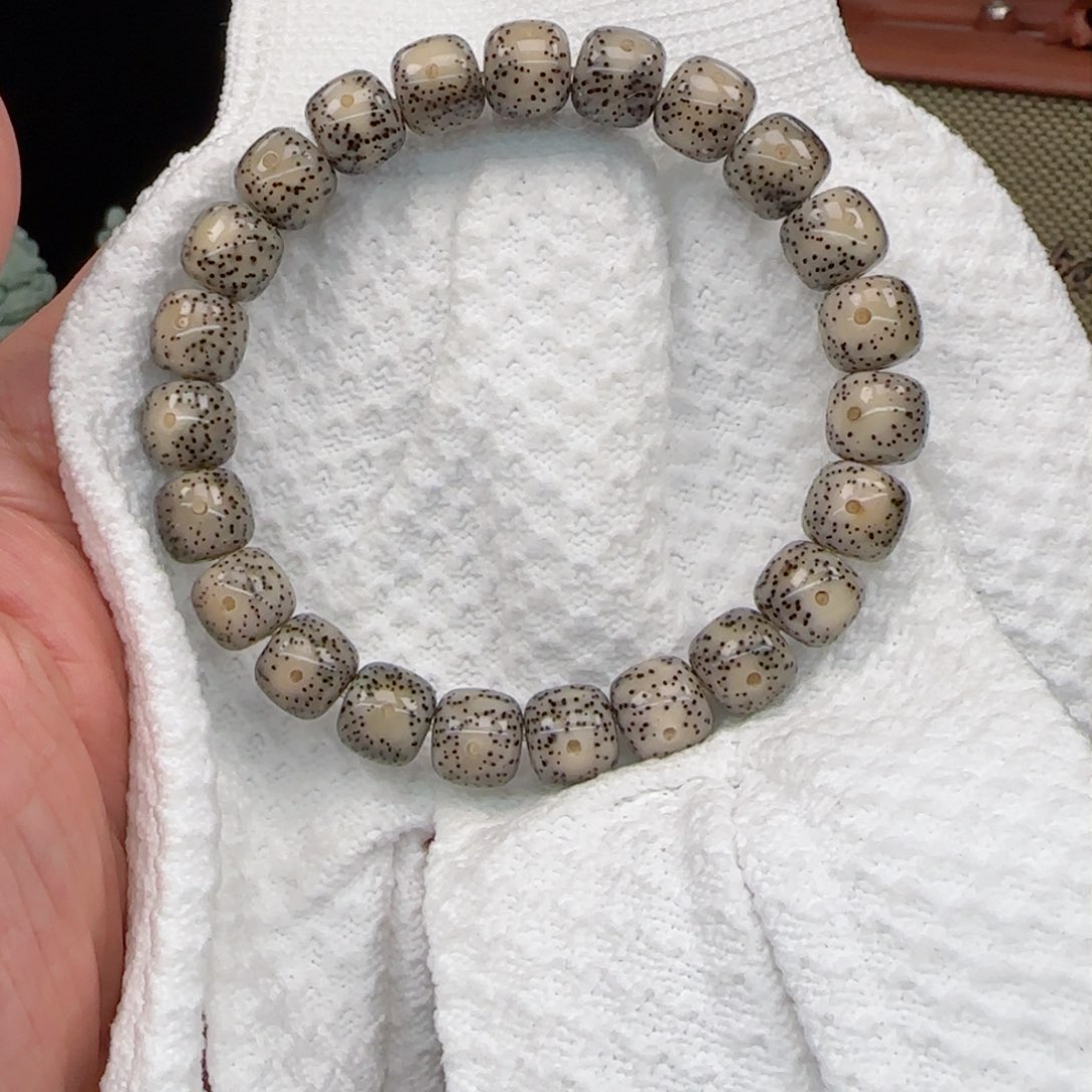 星月菩提手串胶透果冻10*9