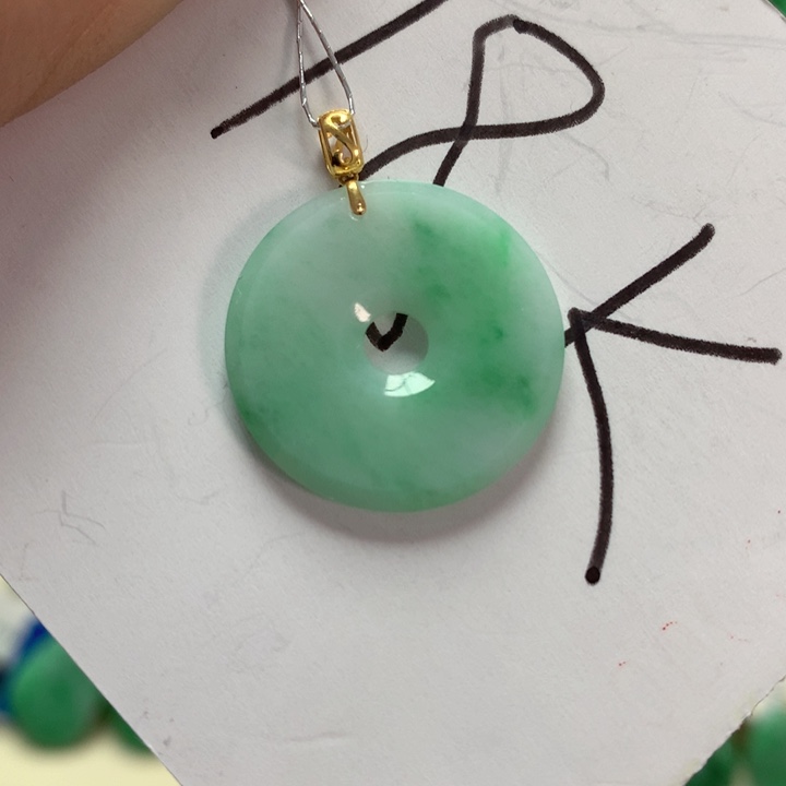 翡翠吊坠(不含链)18K金镶嵌