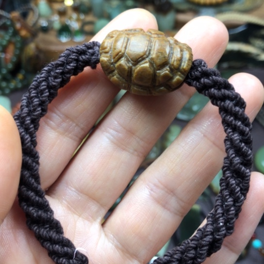 岫岩河磨玉（透闪石质玉）颈饰未镶嵌