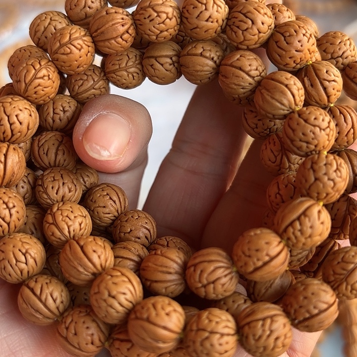 1***8桃核手串野生小桃核脖挂，