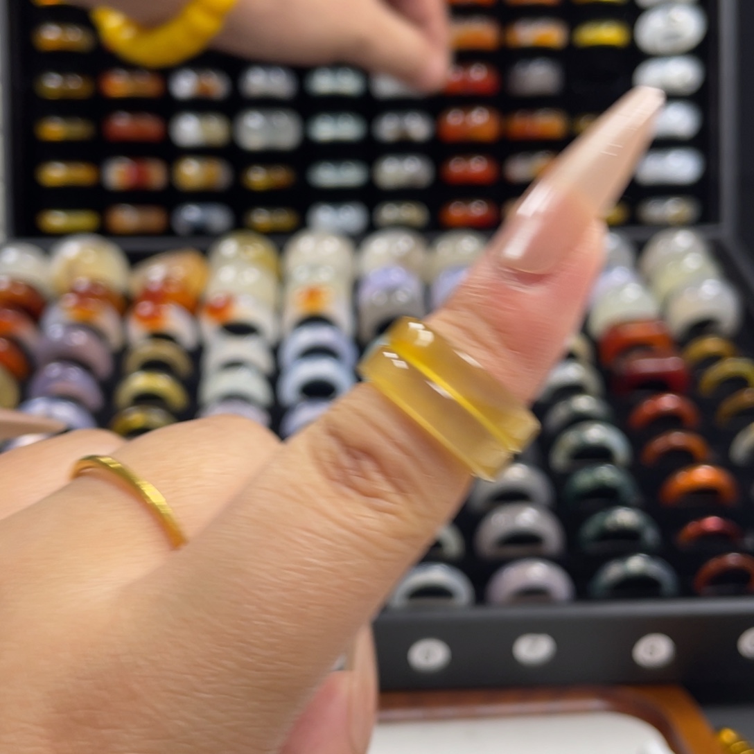 喜***糖玛瑙/玉髓未镶嵌戒指