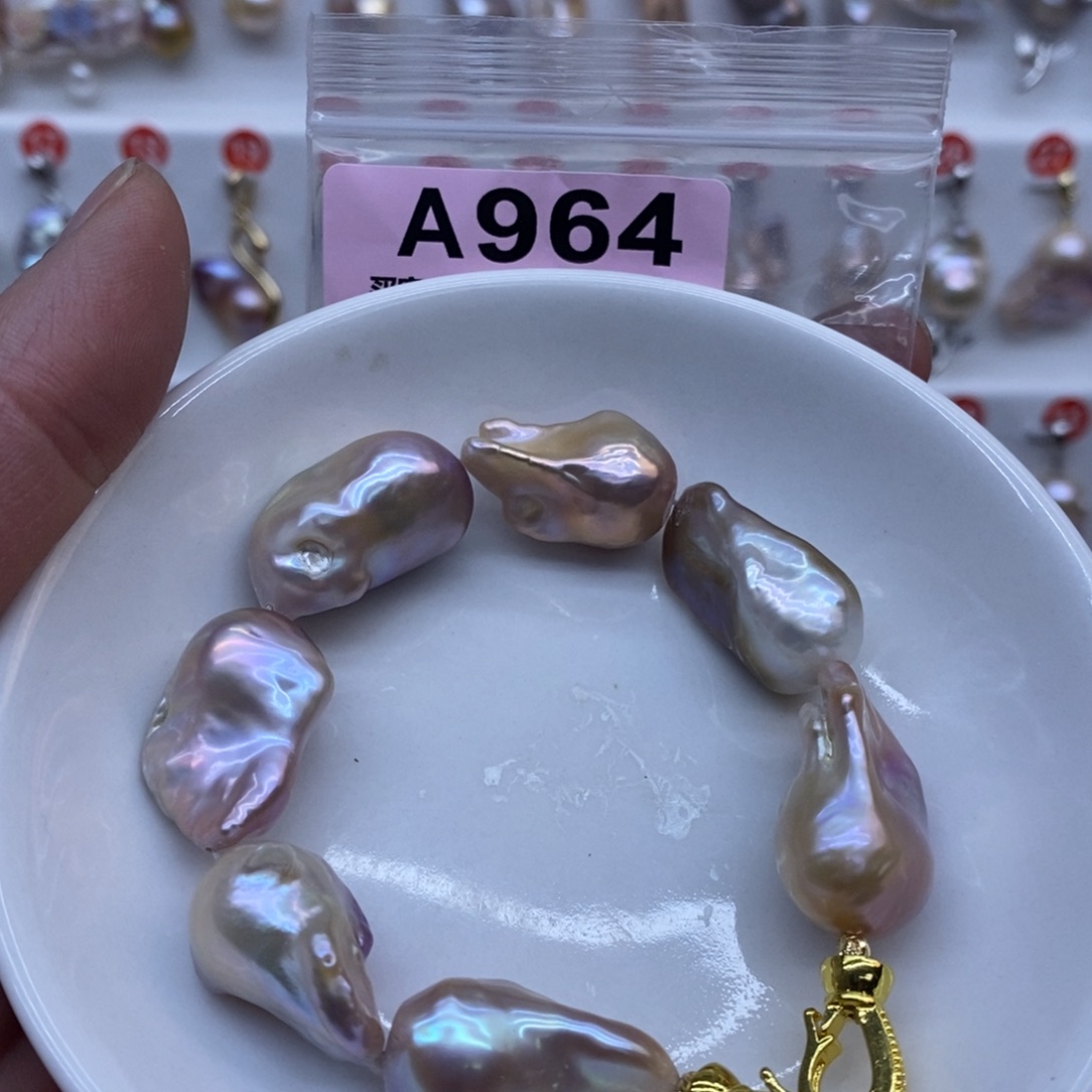 未镶嵌颈饰淡水珍珠